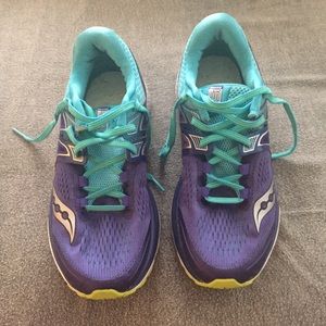 Saucony - Everun Triumph Running shoes size 8.5